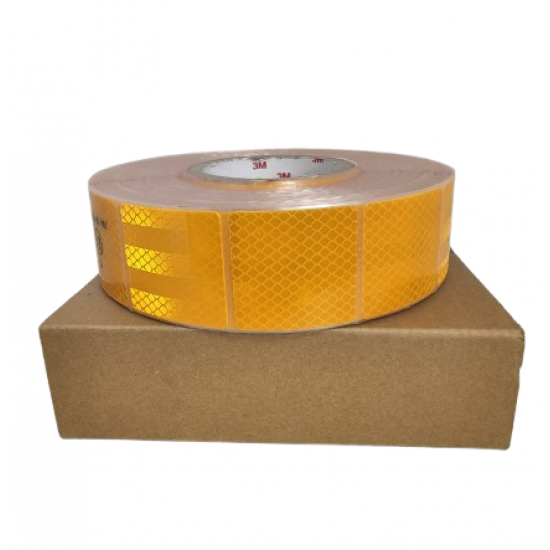 Banda reflectorizanta intrerupta galbena 3 M Banda reflectorizanta intrerupta galbena 3 M