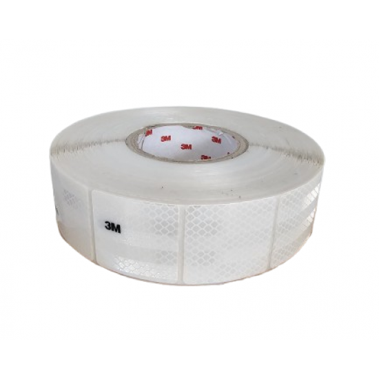 Banda reflectorizanta intrerupta argintie 3 M Banda reflectorizanta intrerupta argintie 3 M