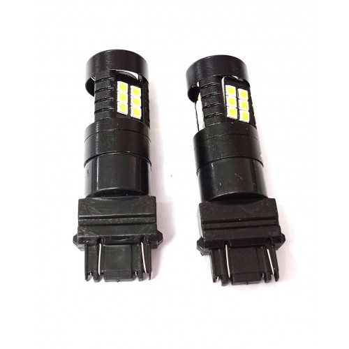 Set 2 becuri auto  3157 -12 Smd 12-24V 